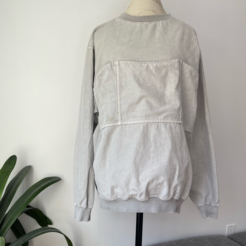 Washed Light Gray Crewneck Sweatshirt